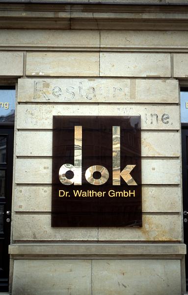 Dresden-Pieschen, Mohnstr.-Ecke Rehefelder Str., 4.5.1996.jpg - Restaurant ... Weine